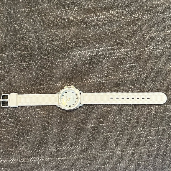 Geneva Watch - Picture 3 of 6